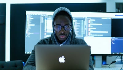 Individual staying secure online thanks to cybersecurity guidance Individual staying secure online thanks to cybersecurity guidance